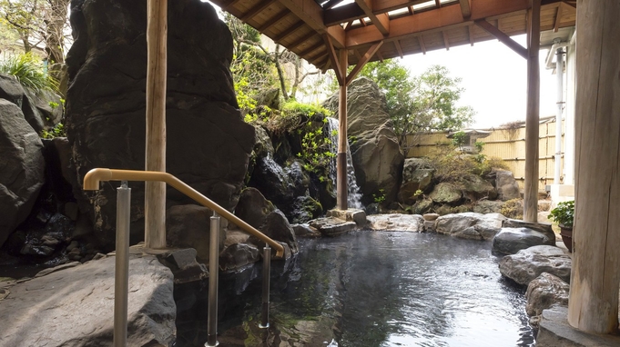 【三大グルメ】ワンランク上の贅沢！鮑・のどぐろ・蟹！人気の三大食材が付いた板長厳選の「特選会席」